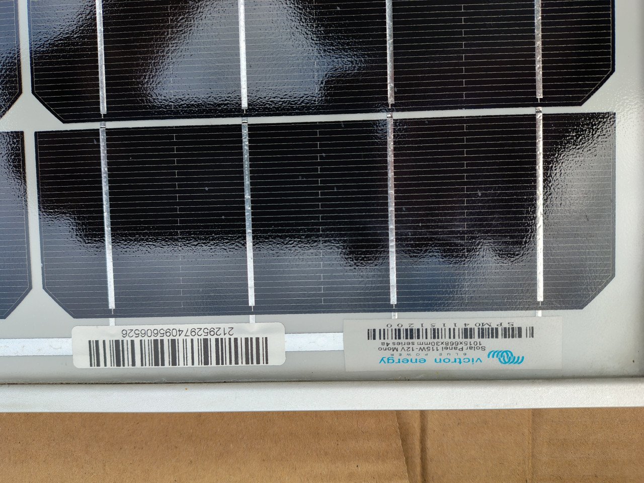 Viktron Energy Zonnepaneel met montage spoiler en smartregelaar