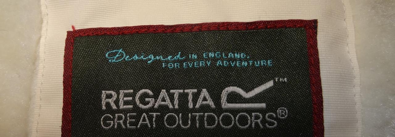 Outdoor jas.met capuchon. maat 44/46 merk REGATTA. ALS NIEUW