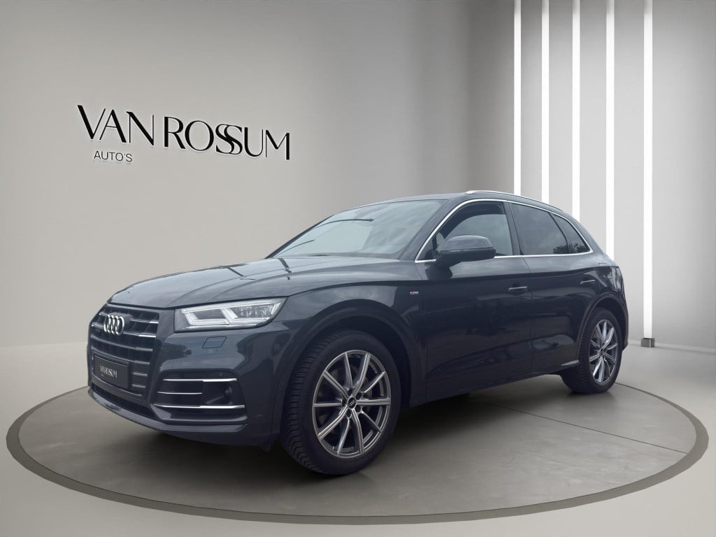 Audi Q5 55 tfsi e quattro competition s-line | luchtvering | head-up | 20"|