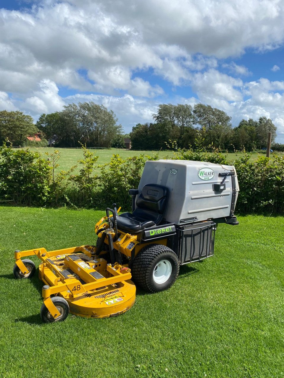Grasspecialist voor recreatiebedrijven en particulier