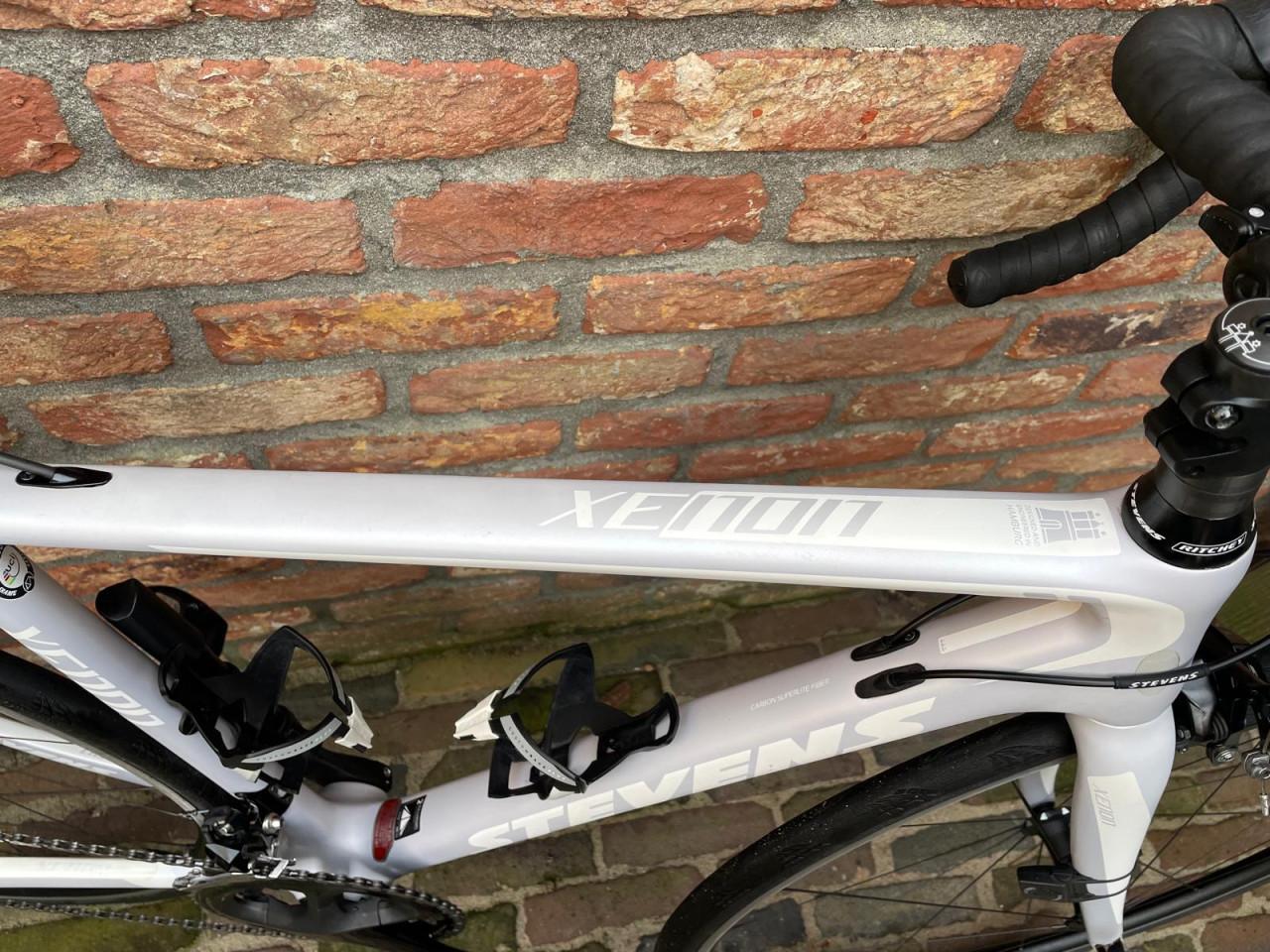 PRACHTIGE STEVENS RACEFIETS