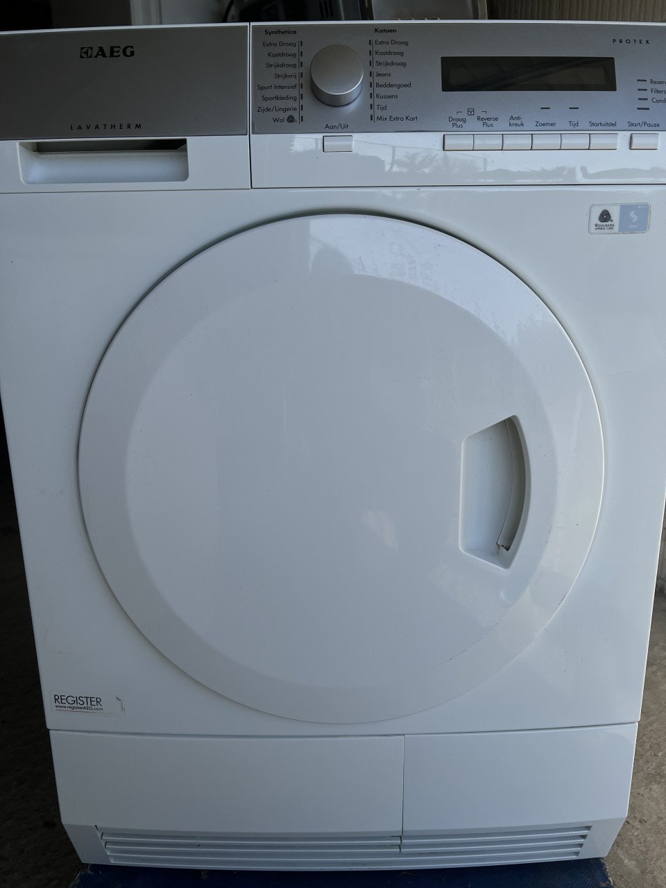 AEG warmtepompdroger 7 kg A+ weinig gebruikt. Schoon en fris