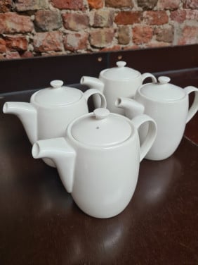 Thee/koffiekannetjes 4 stuks
