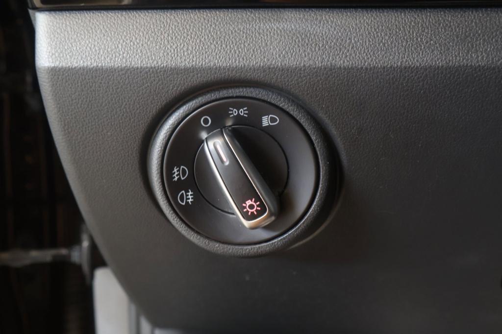 Volkswagen UP! 1.0 high up! bluemotion nl auto, airco, cruise controle, pdc
