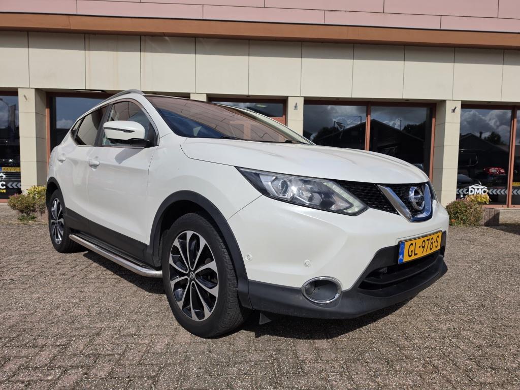 Nissan Qashqai 1.2 tekna | airco | navi | cruise | side-bars