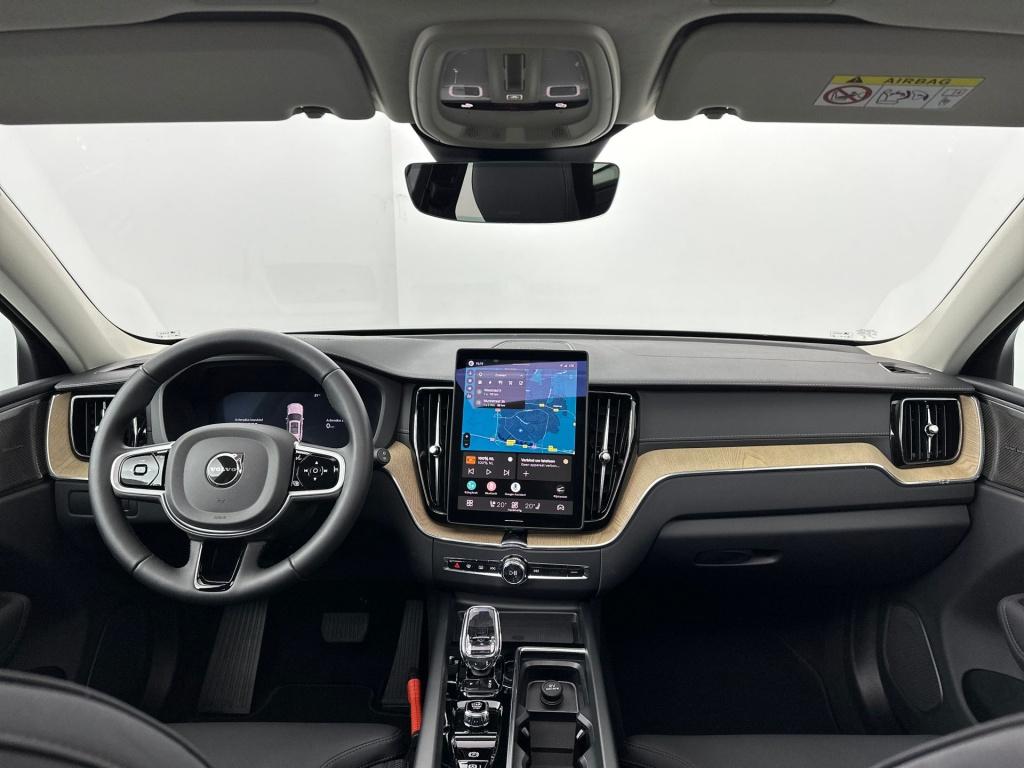 Volvo XC60 t6 398pk recharge ultra dark|