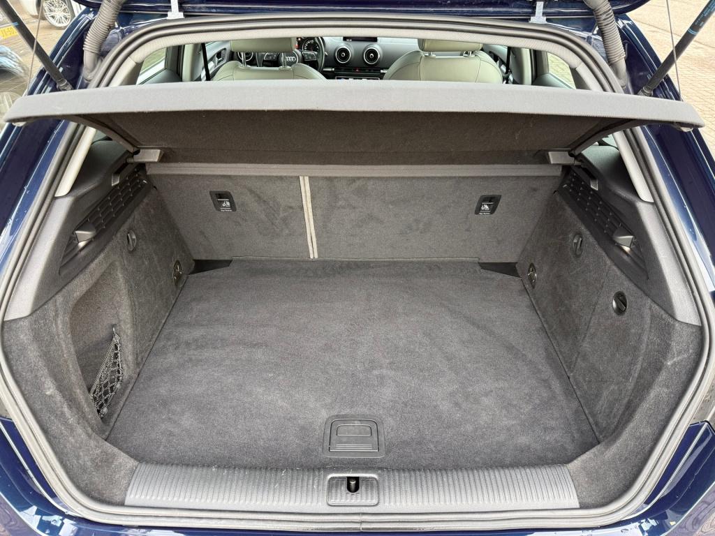 Audi A3 sportback 35 tfsi cod pro line 150 pk automaat