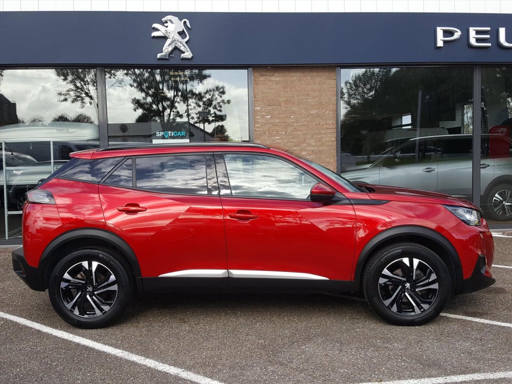 Peugeot 2008 allure pack 1.2 pt-130pk trekhaak | apple carplay & android au