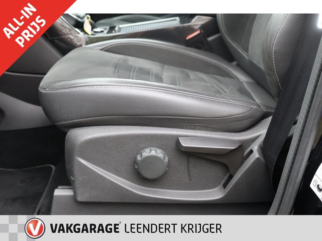 Ford Kuga 1.5 ecoboost. st line |trekhaak|navigatie|camera