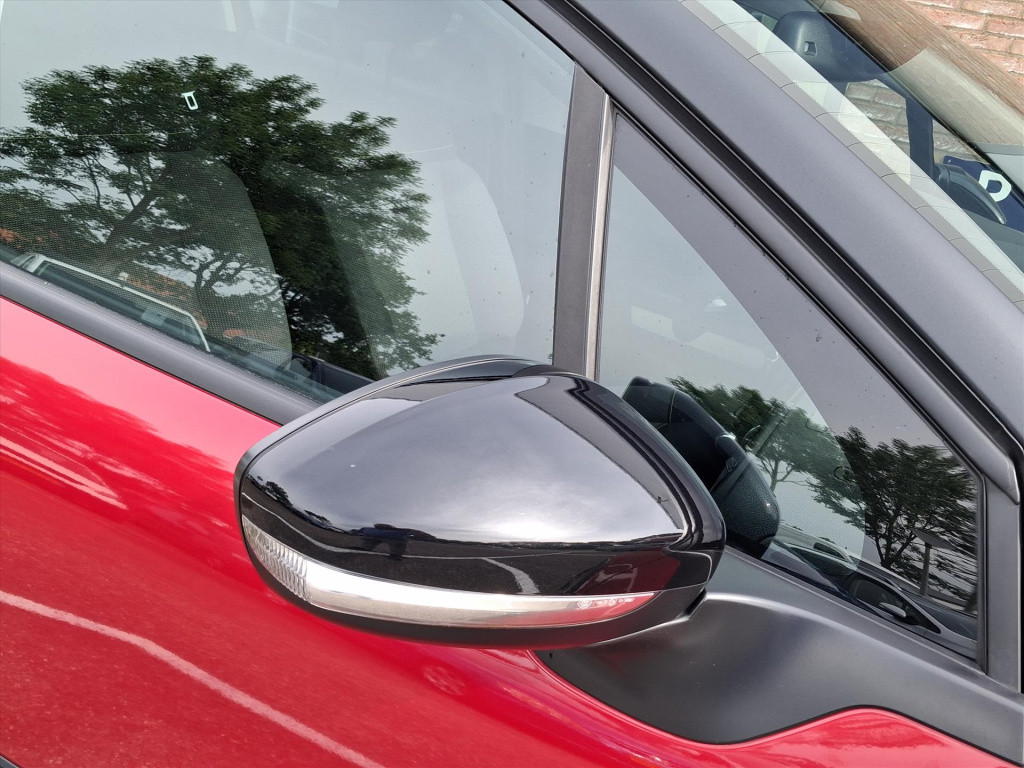 Citroen C3 1.2 puretech 82pk s&s feel edition | kleurnavigatietomtom | blue