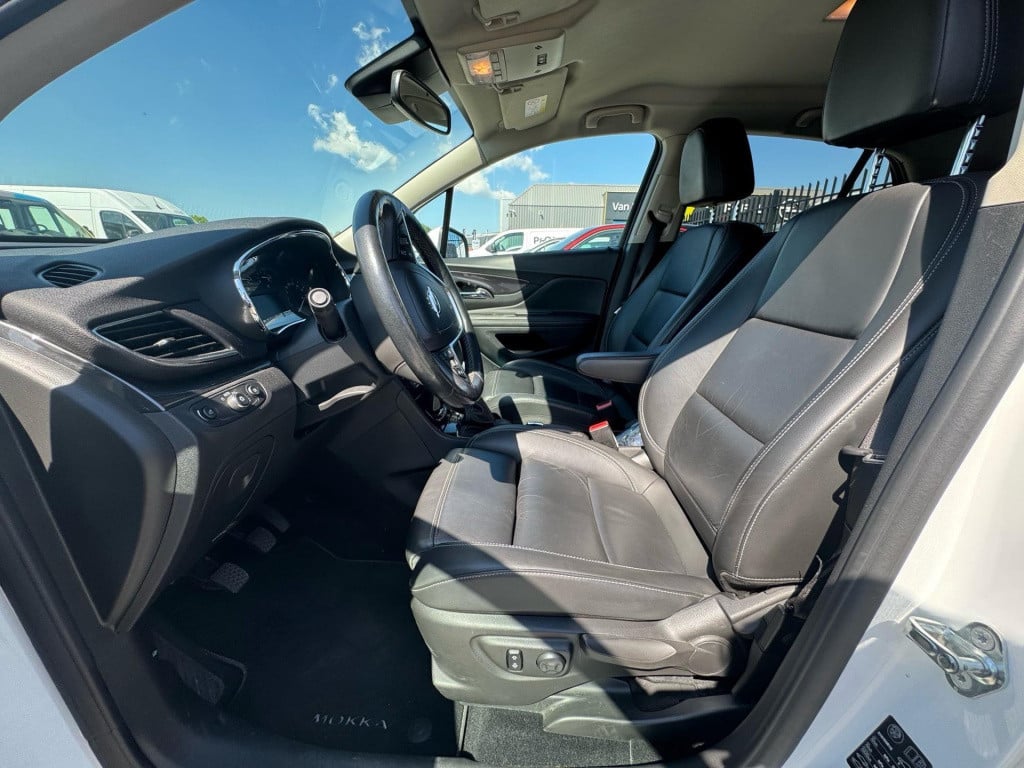 Opel Mokka 1.4 turbo innovation | trekhaak | navi | leder | camera | carpla