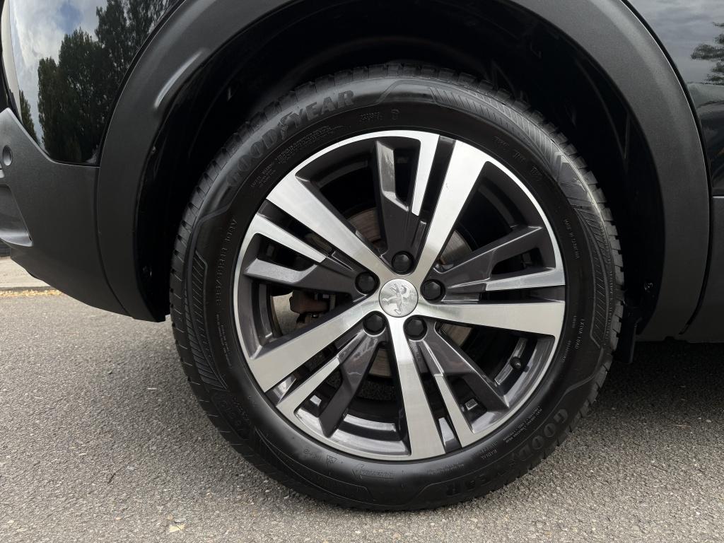 Peugeot 3008 1.2 puretech allure