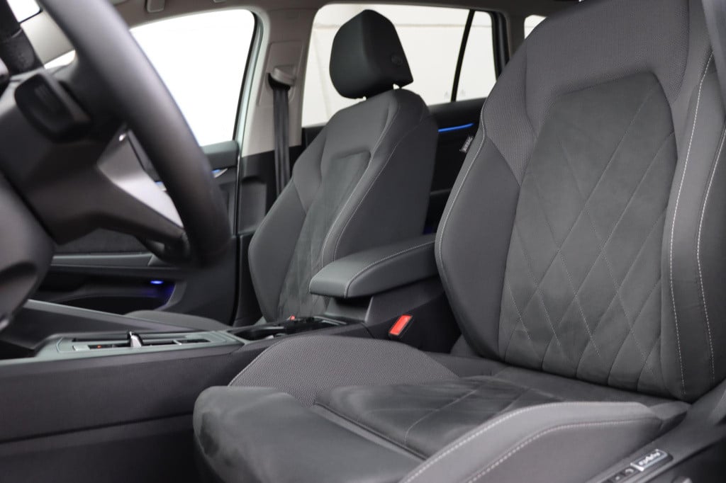 Volkswagen Golf variant 1.5 etsi life business 130pk dsg7