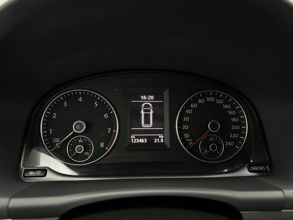 Volkswagen Touran occasion 1.2 tsi highline bluemotion 7p. | grijs | tweede