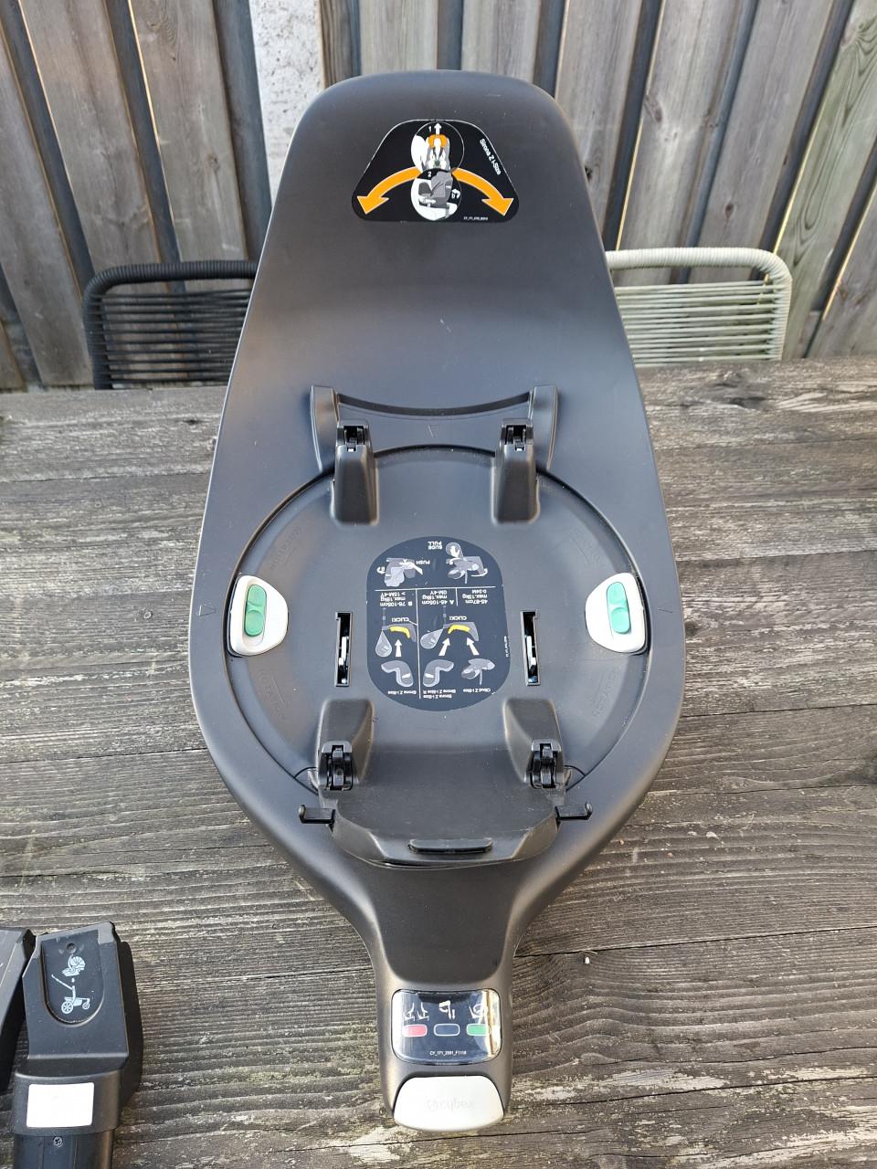 Cybex autostoel met Sirona Z i-Sixe base (360° draaien), isofix & adaptars