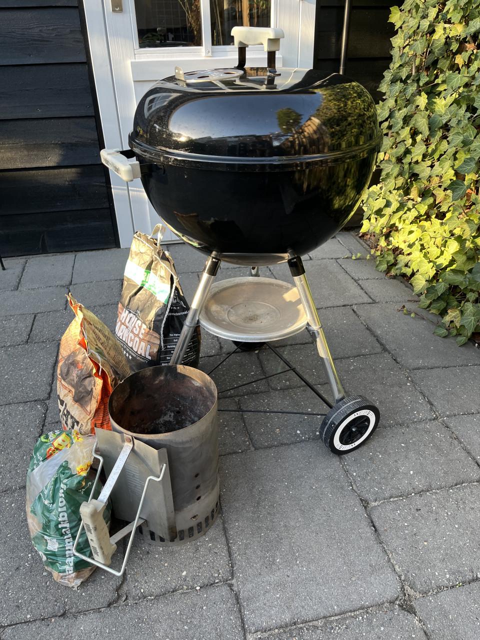 WEBER BBQ - Kettle 47cm incl. acc & briketten