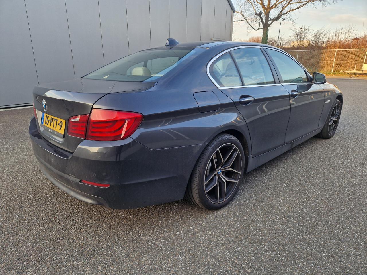 BMW 5-serie 528i High Executive