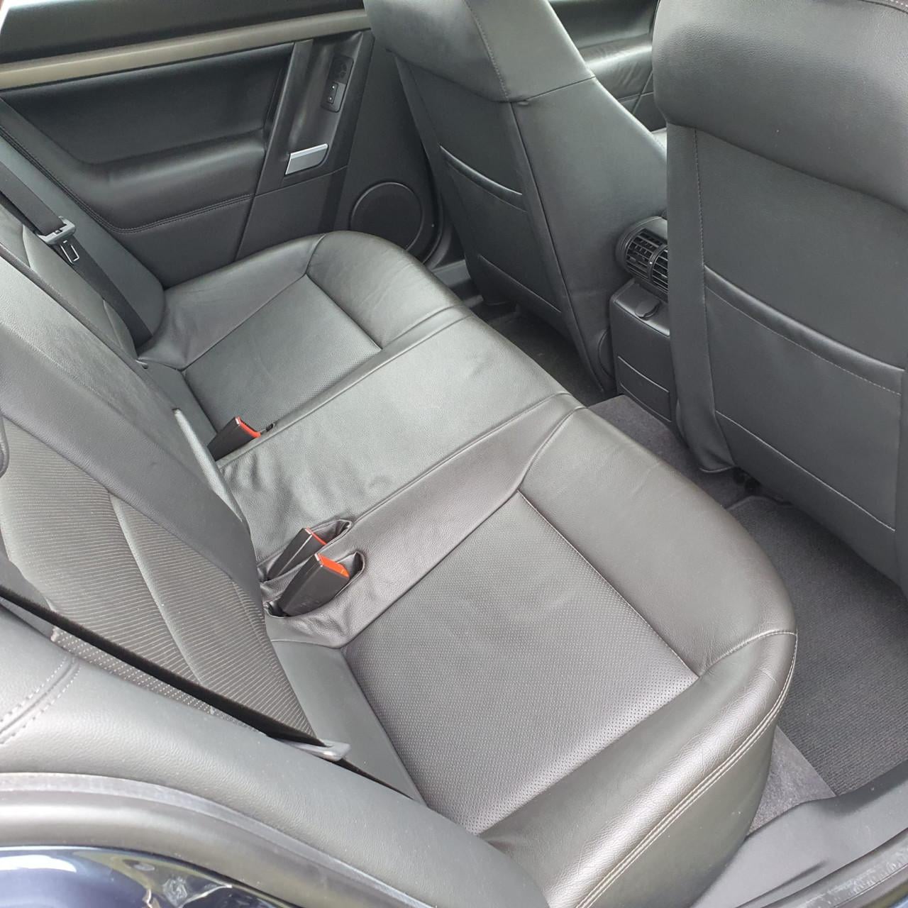 Opel Vectra GTS 2.2-16V Executive 6 bak