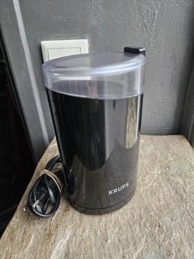 Mooie werkende Krups F203 koffiemolen, duitse kwaliteit..