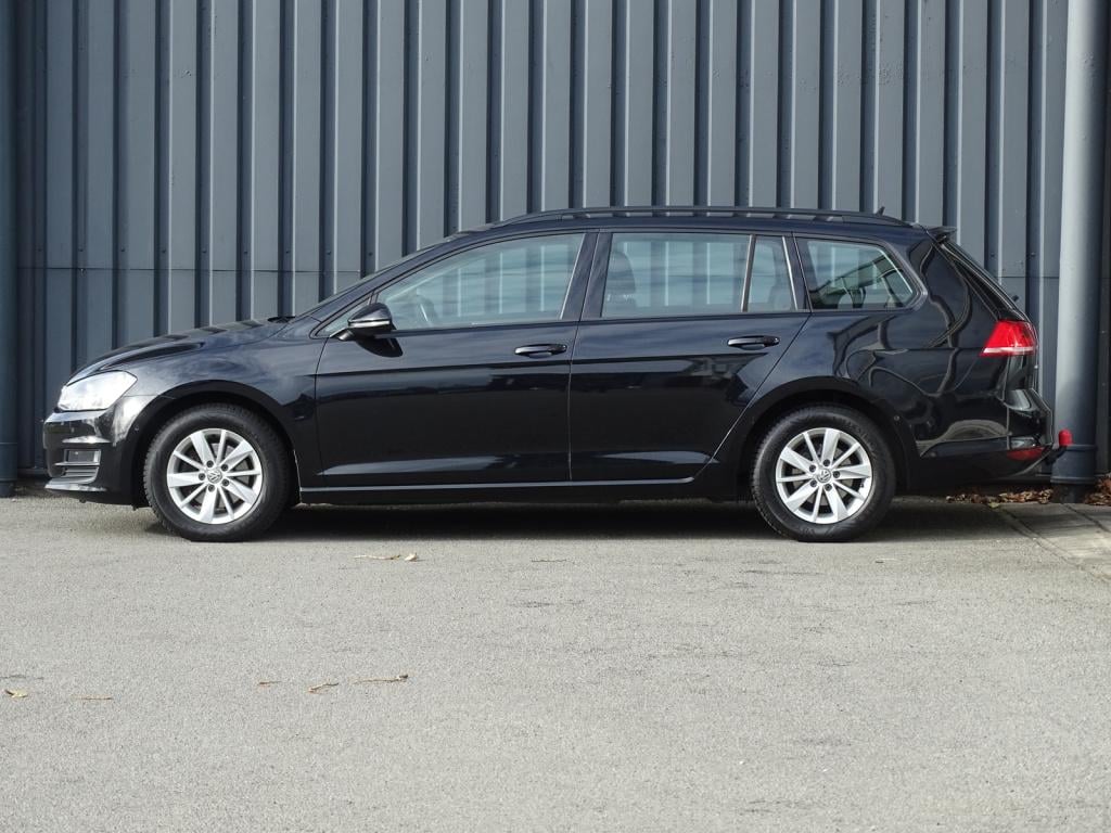 Volkswagen Golf 1.6 tdi highline adapt cruise | navi | bluetooth