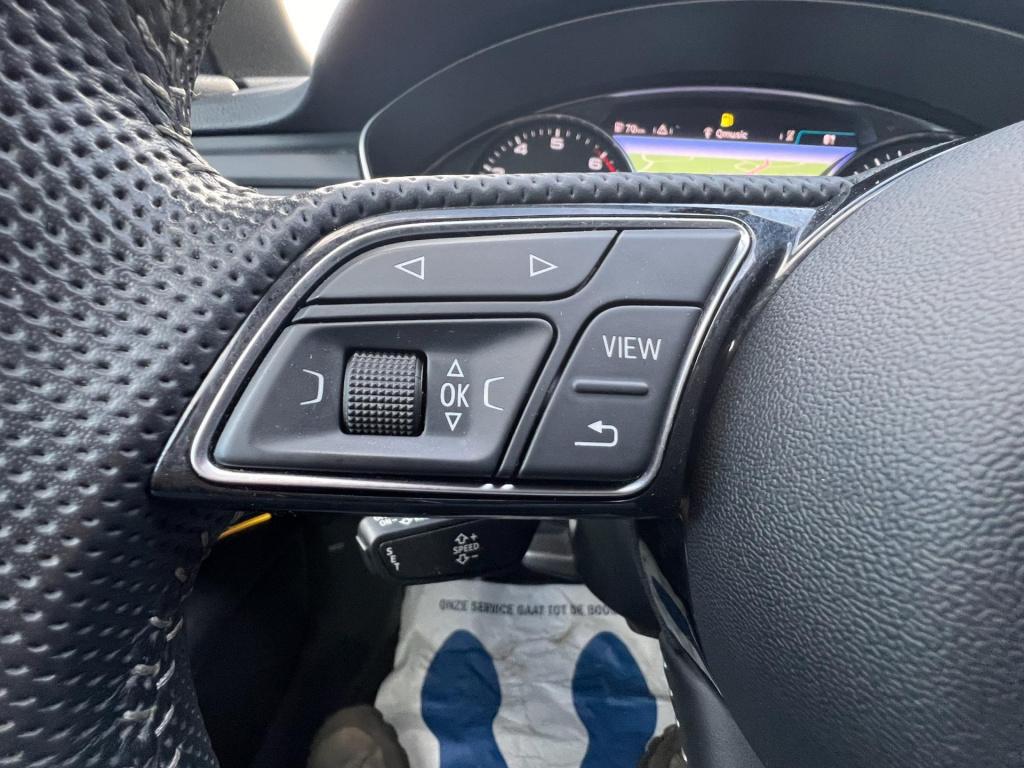 Audi A4 avant 35 tfsi m-hev sport s line black edition, standkachel, wegkla