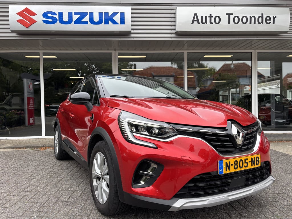 Renault Captur automaat 1.3 tce 140 intens