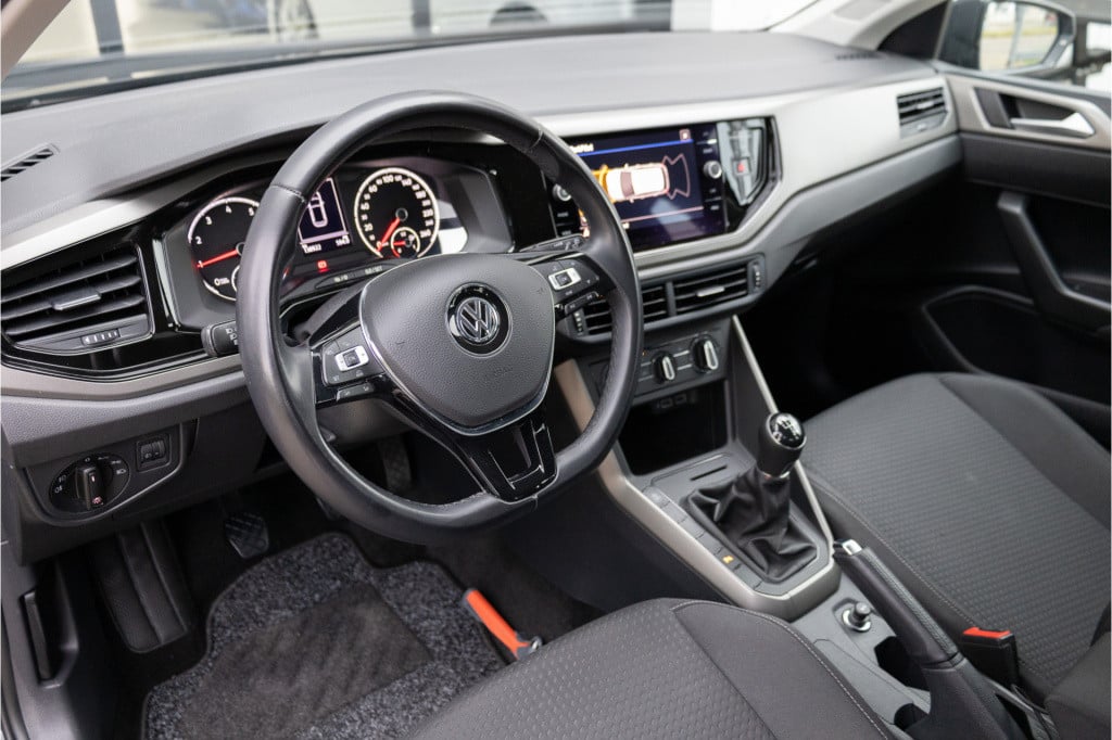 Volkswagen Polo 1.0 mpi comfortline ✅app-connect✅ccontrol✅ac✅16inchlm