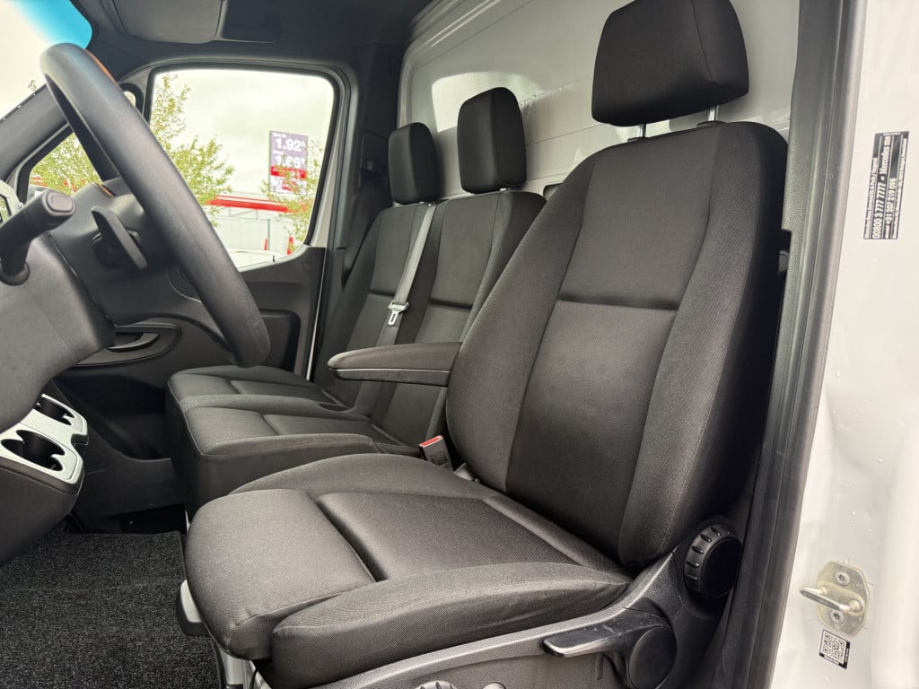 Mercedes-Benz Sprinter 315 1.9 cdi bakwagen | laadklep | navi | carplay | c