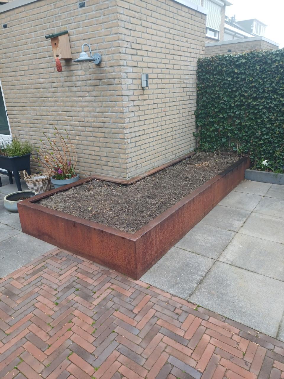 Cortenstaal bloembak