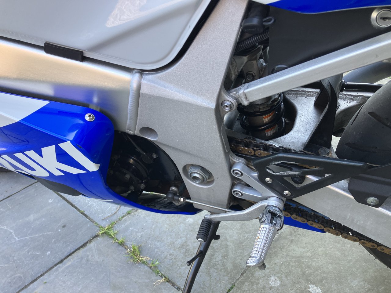Suzuki GSX-R600 2001 in absoluut unieke staat schadevrij nieuwe banden etc.