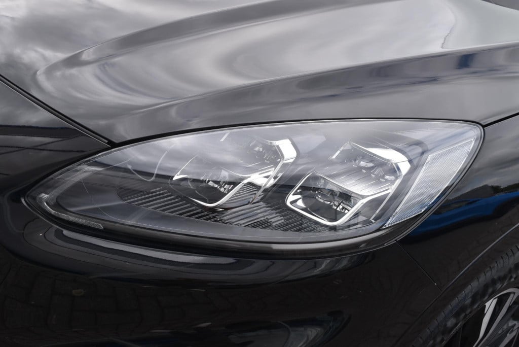 Ford Kuga 2.5 phev st-line x | climate control | adaptieve cruise control |
