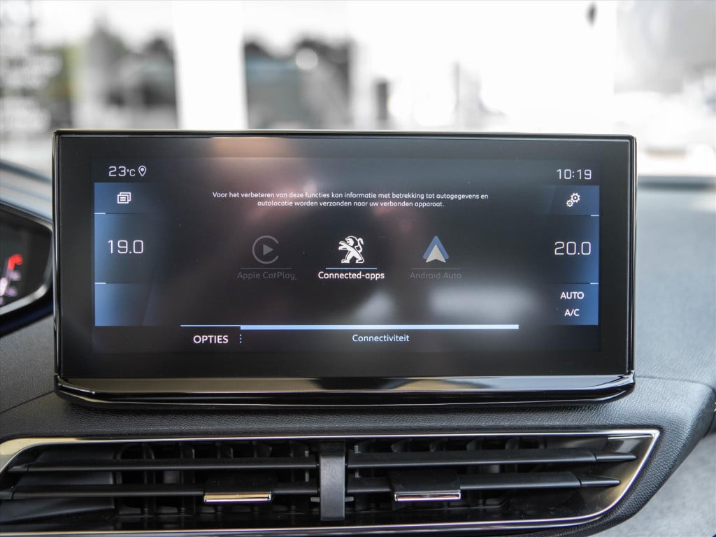 Peugeot 5008 puretech 130pk gt | panoramadak | trekhaak | stoelverwarming |