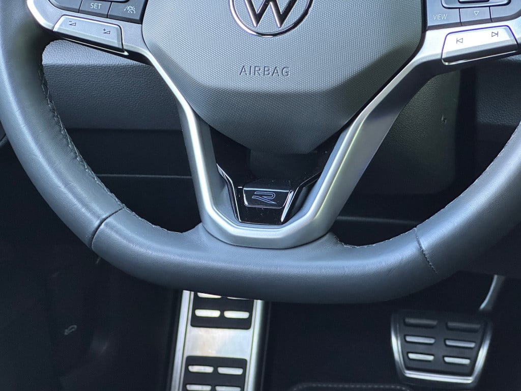 Volkswagen T-roc 1.5 tsi 150pk dsg r-line | camera | keyless | elek. achter