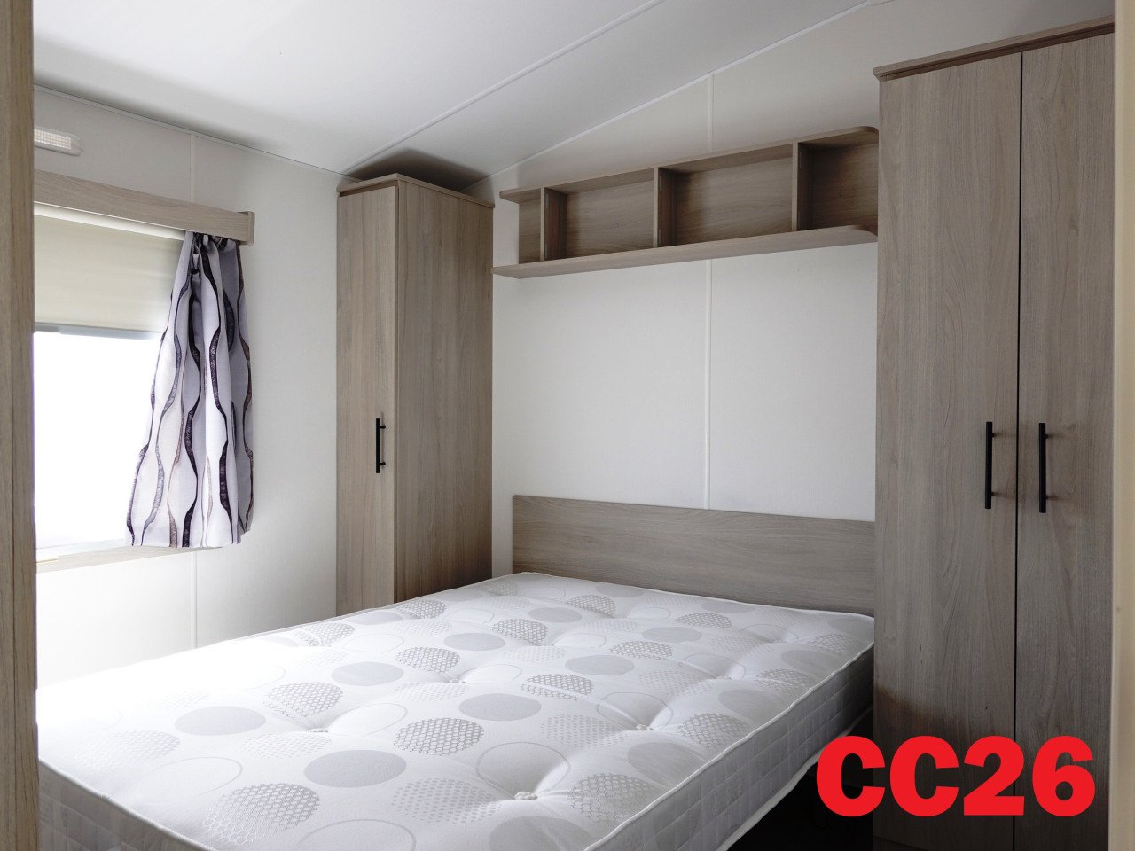 Bijna nieuw chalet met kunststof buitenzijde en dubbel glas 2 slk te koop