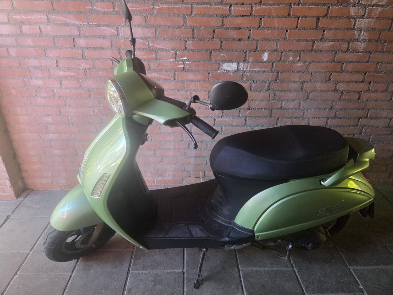 Snorscooter, Razzo Latina
