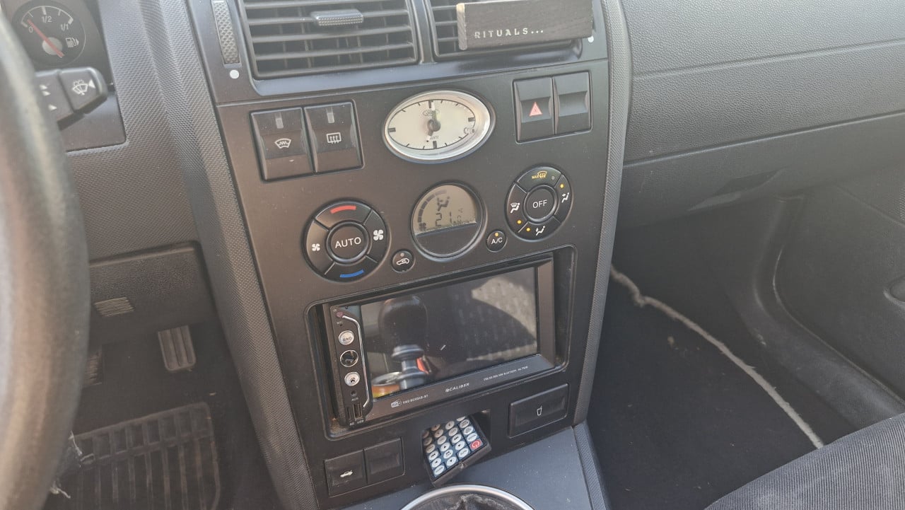 Handel, export, Ford mondeo 1.8 stationwagen