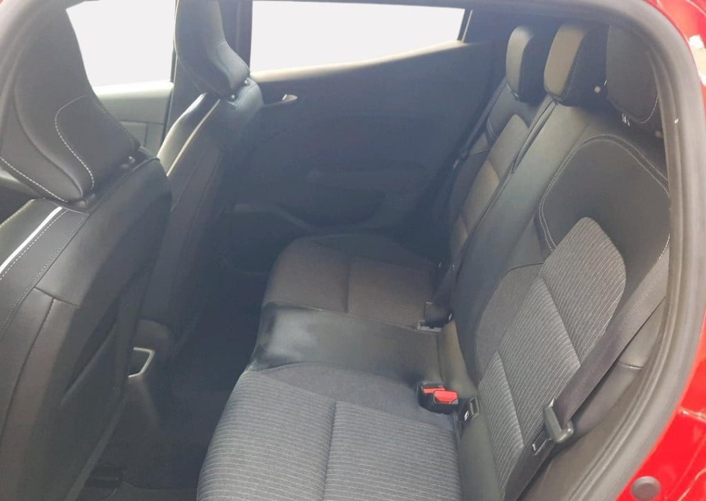 Renault Clio 1.0 tce 100 intens automaat x-tronic