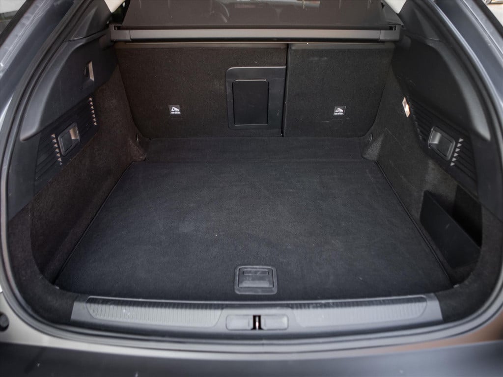 Citroen C5 X 1.2 puretech 130pk feel automaat | navigatie | camera | park. 