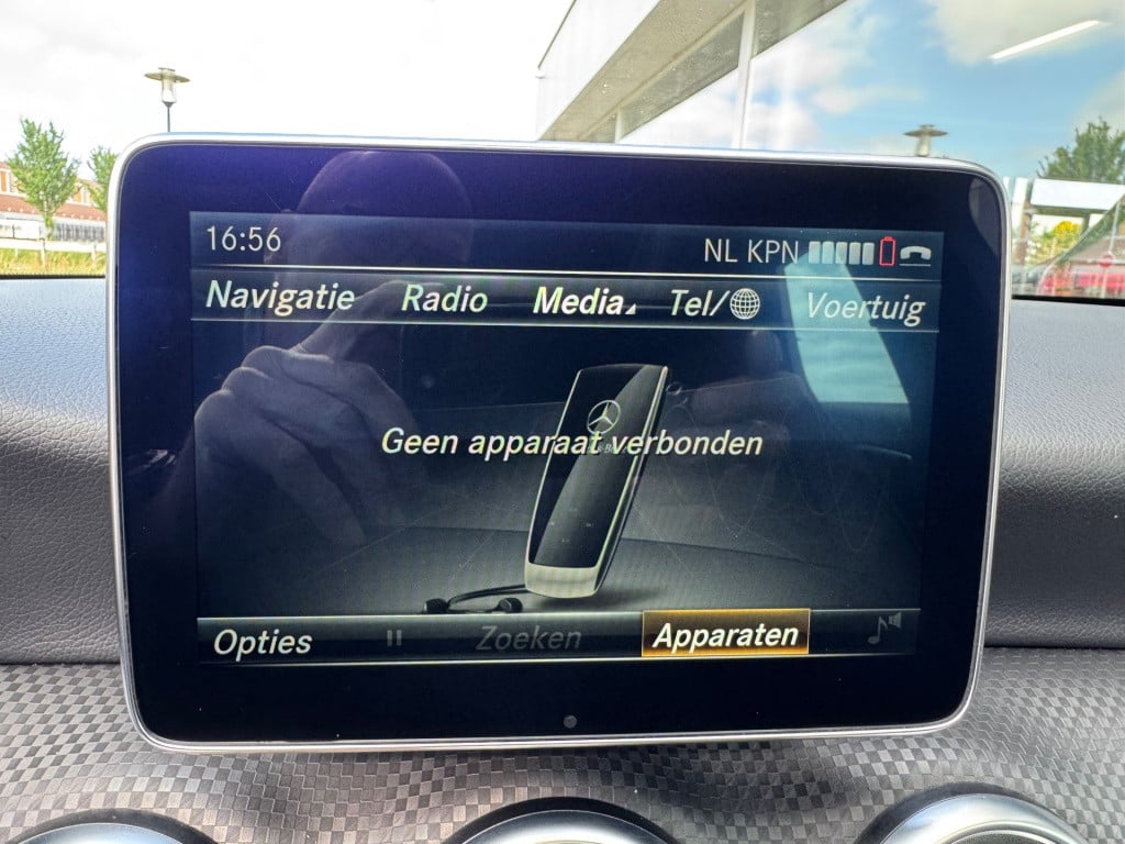 Mercedes-Benz A-Klasse 180 urban , apple-carplay / panorama dak