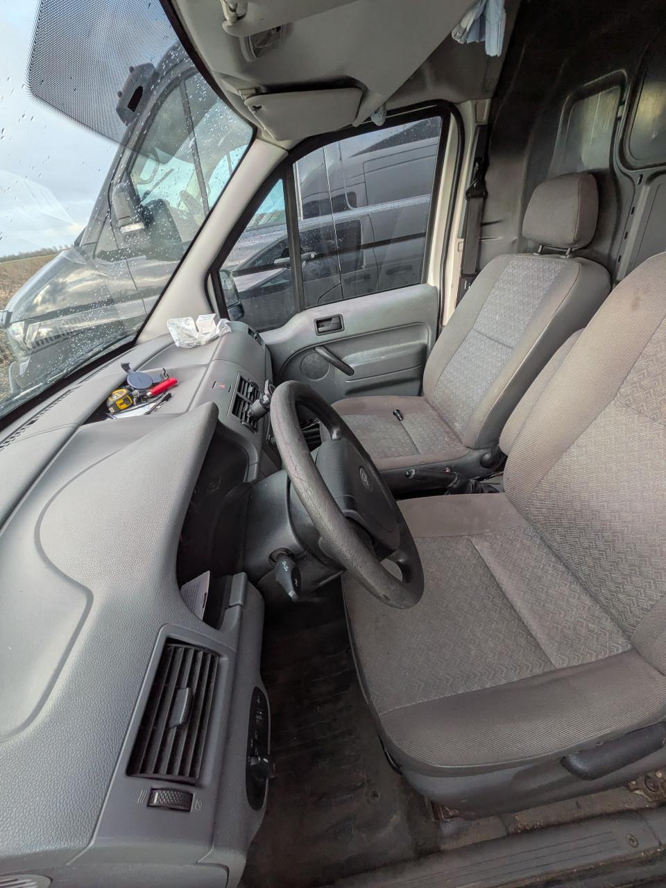 Ford Transit Connect 220L HR 1.8 TD – extra hoog – twee schuifdeuren