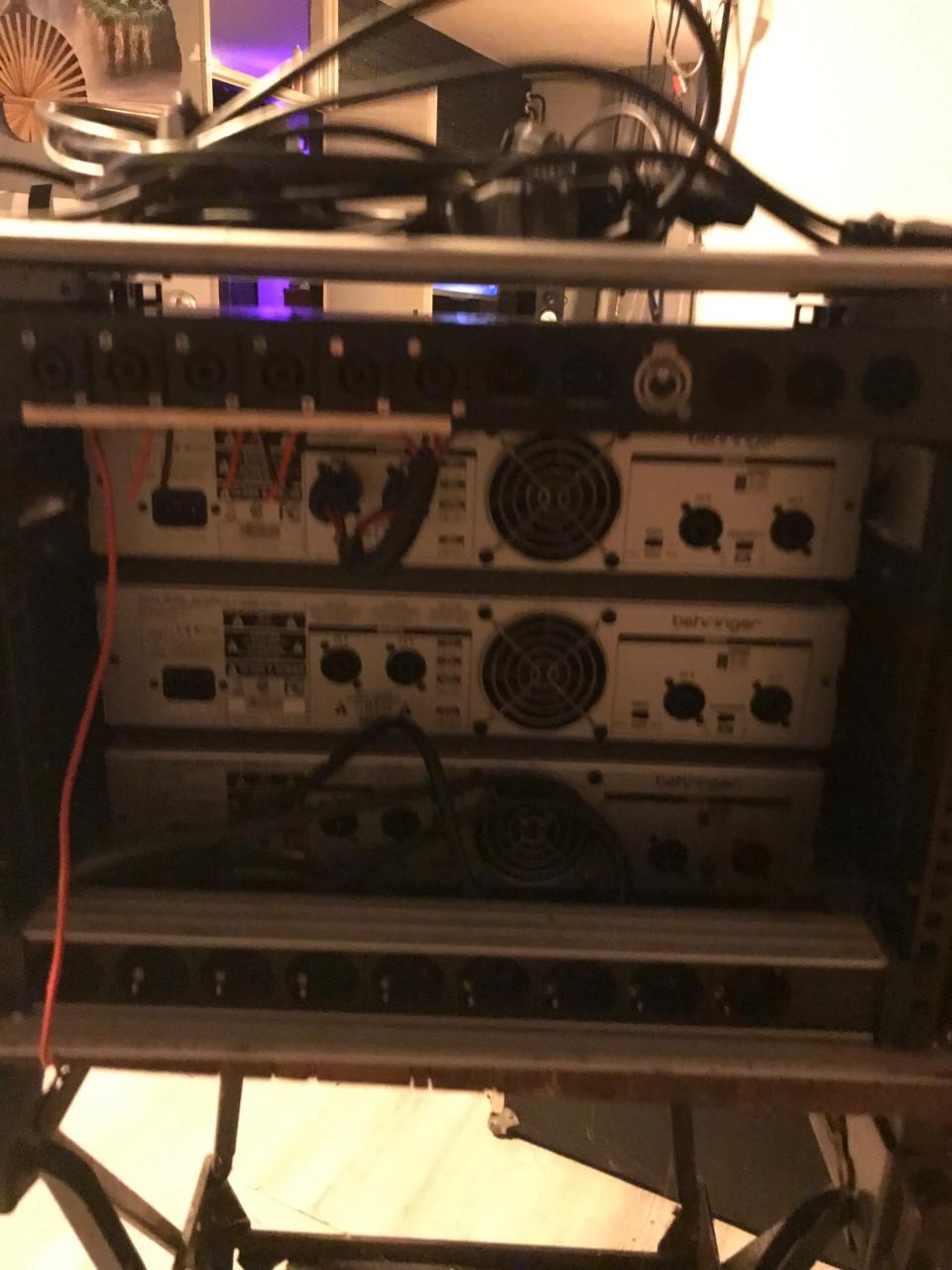 Versterker rack