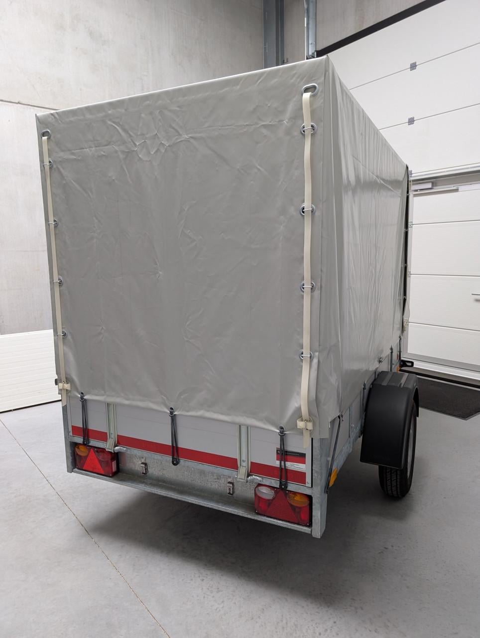 Nieuwe Twins aanhanger met huif