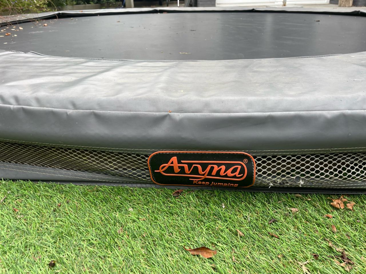Trampoline