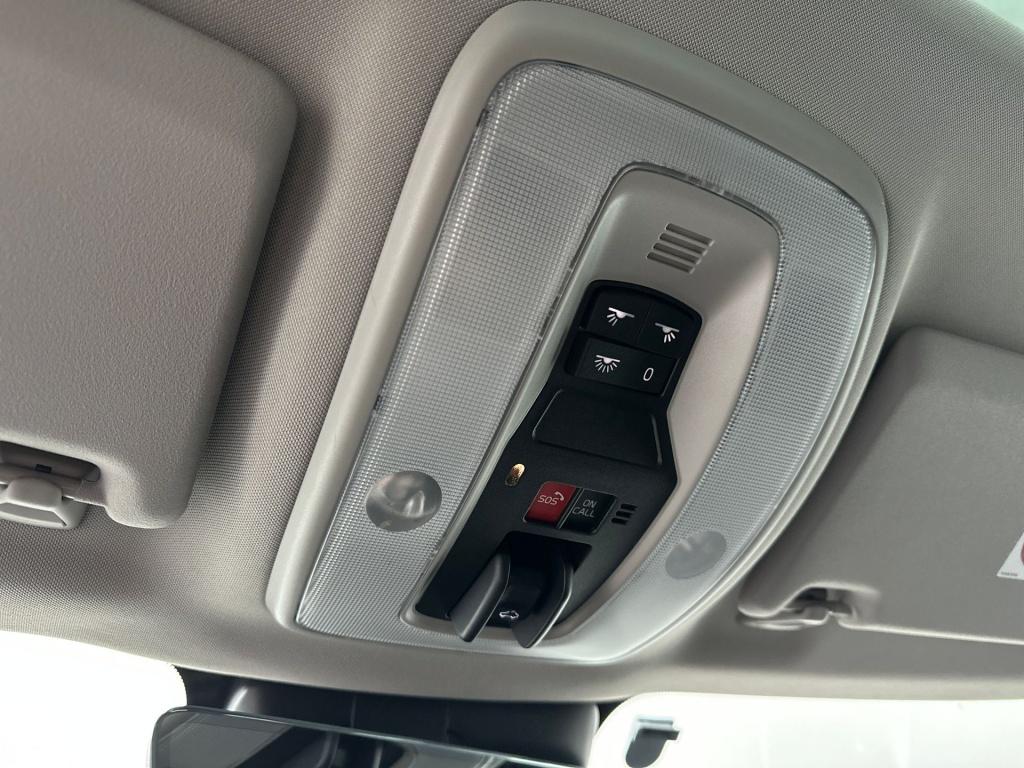 Volvo XC60 t5 gt polar+ | parkeerverwarming op brandstof | schuifdak