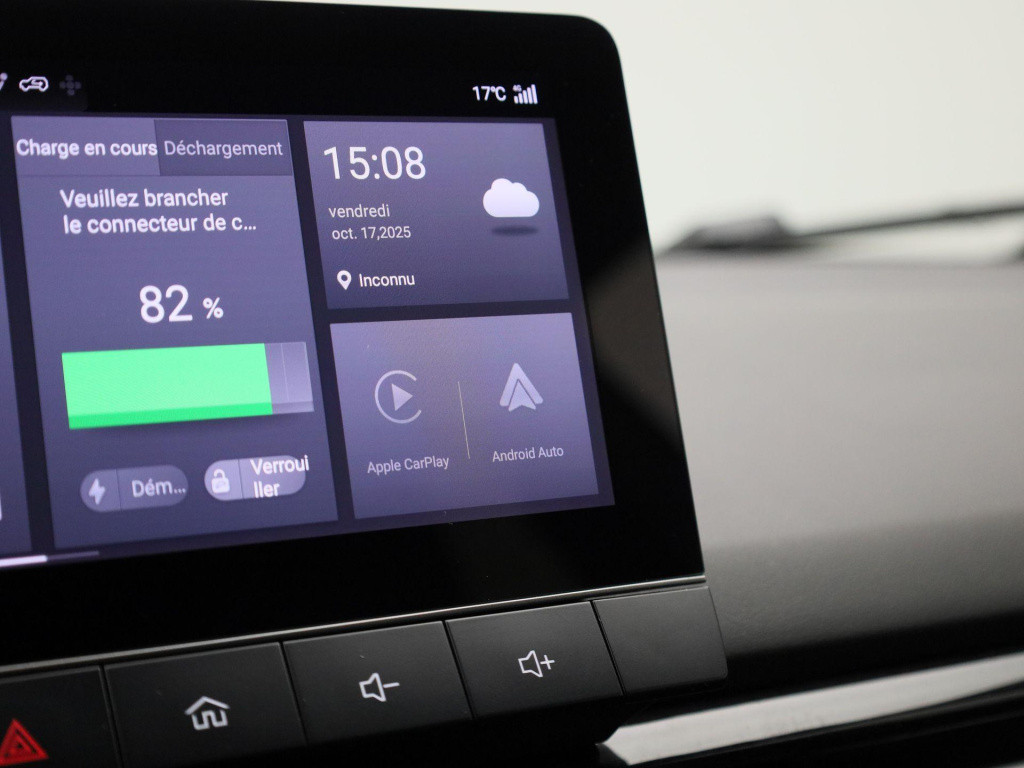 MG Mg4 64 kwh luxury | automaat | navigatie | climate control | apple carpl