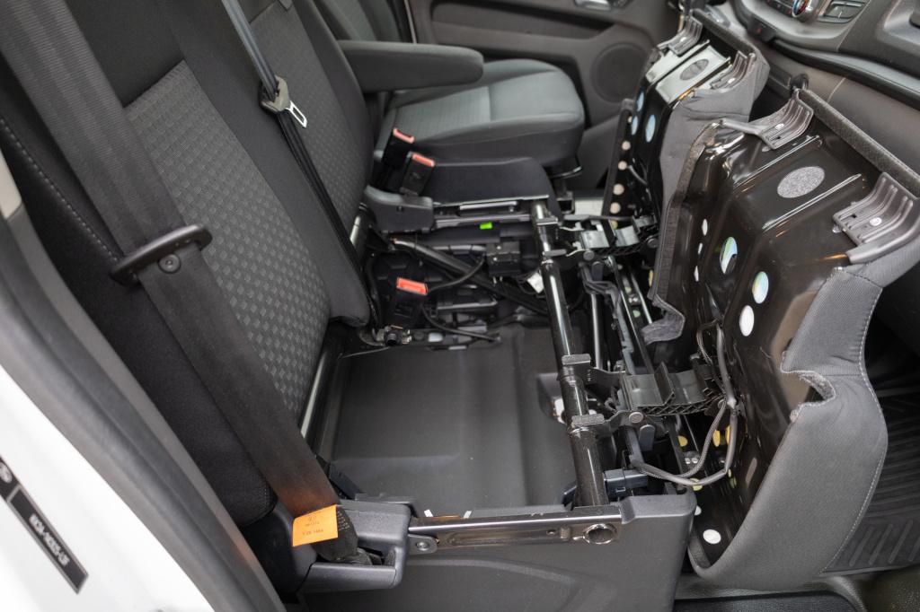 Ford Transit Custom 300 2.0 tdci l2h1 trend cam i trekhaak i nav i stoelver