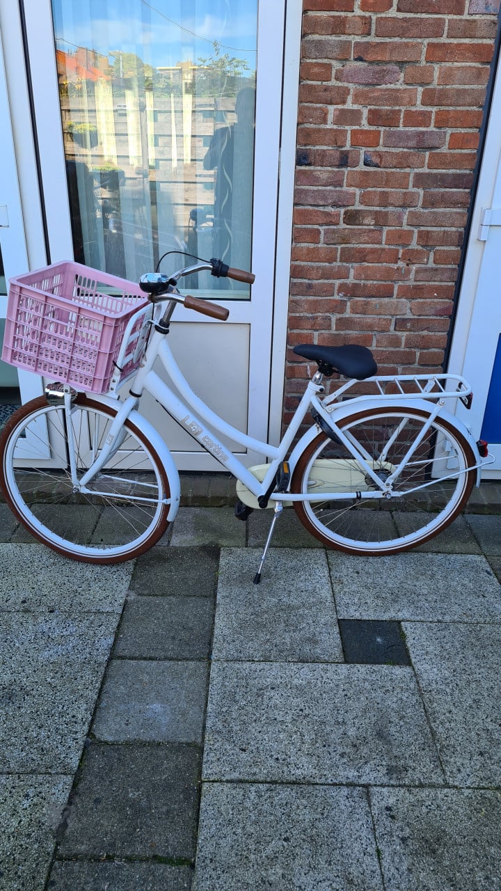 Mooi meisjes fiets Cortina U4 met 3 versnellingen- 26 inch