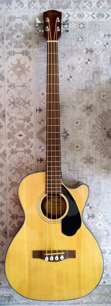 Fender CB-60SCE semi-acoustische basgitaar z.g.a.n. 175 euro!