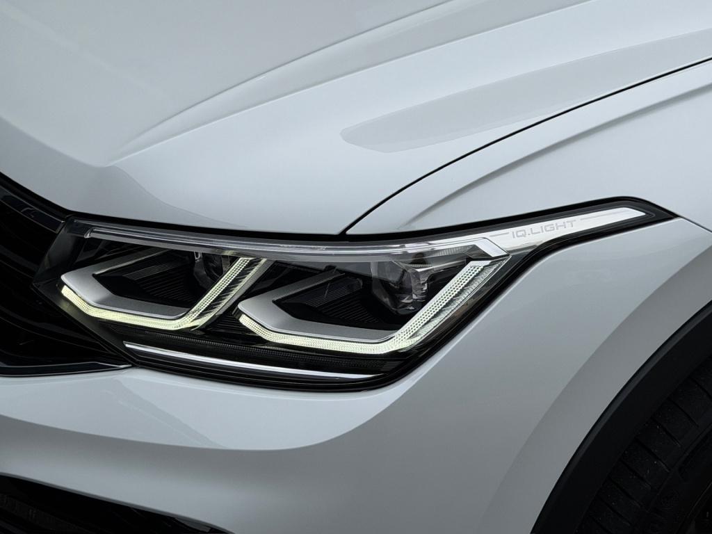 Volkswagen Tiguan 1.5 tsi 150pk dsg r-line | trekhaak | camera | carplay | 