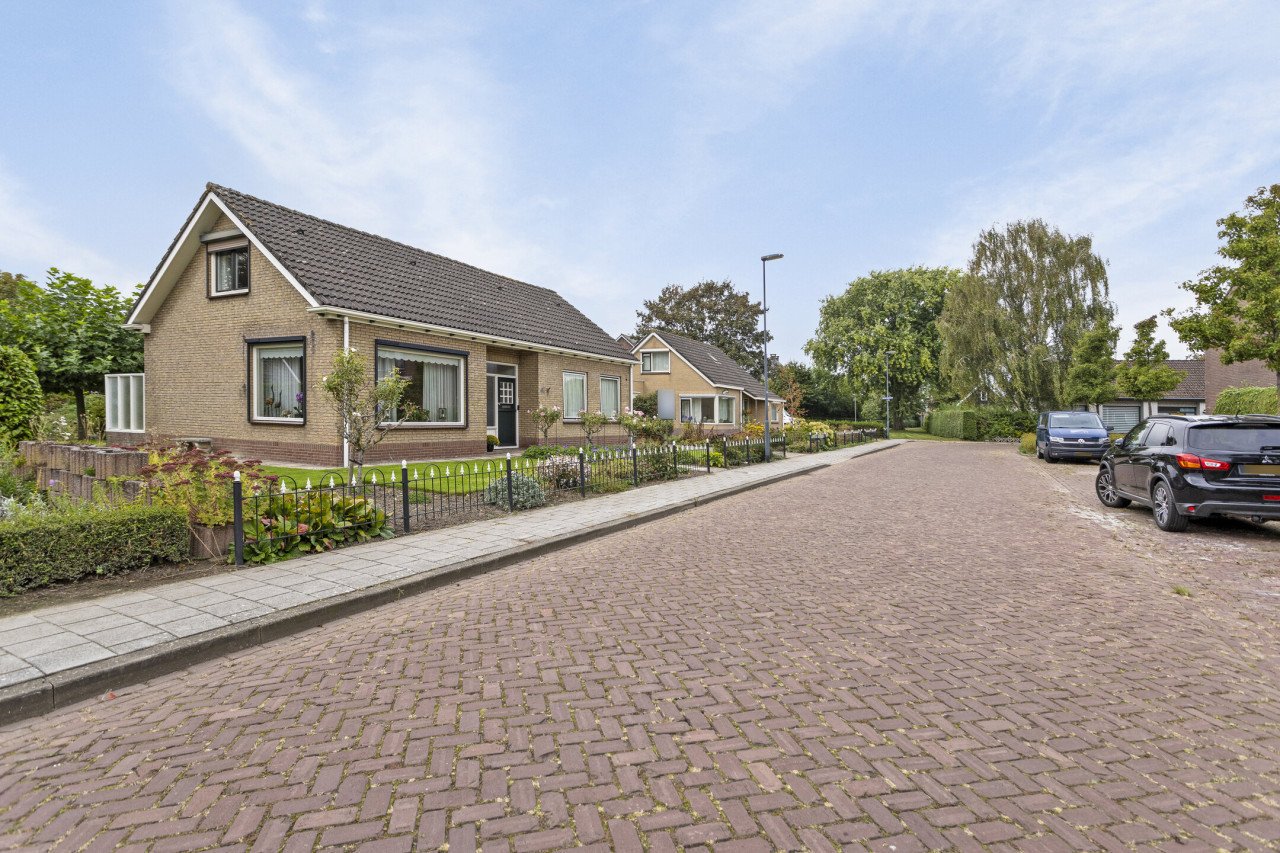Buitenhuis of boerderij verkopen? bel Ronald Zwolle